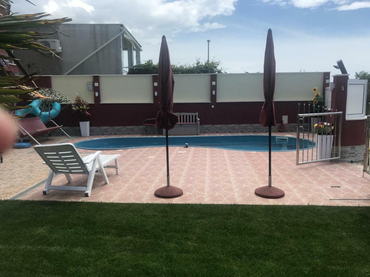 Apartments Villa Stella Maris Rogoznica  Luaran gambar